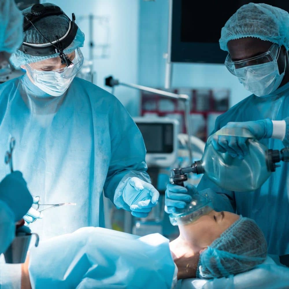 Operationstechnische-r-Angestellte